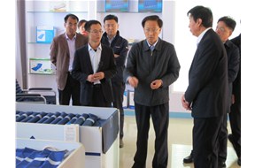 2018年10月26日，龍口市市委書記韓世軍、龍口市高新區(qū)黨工委書記霍樹春來雙鷹參觀指導
